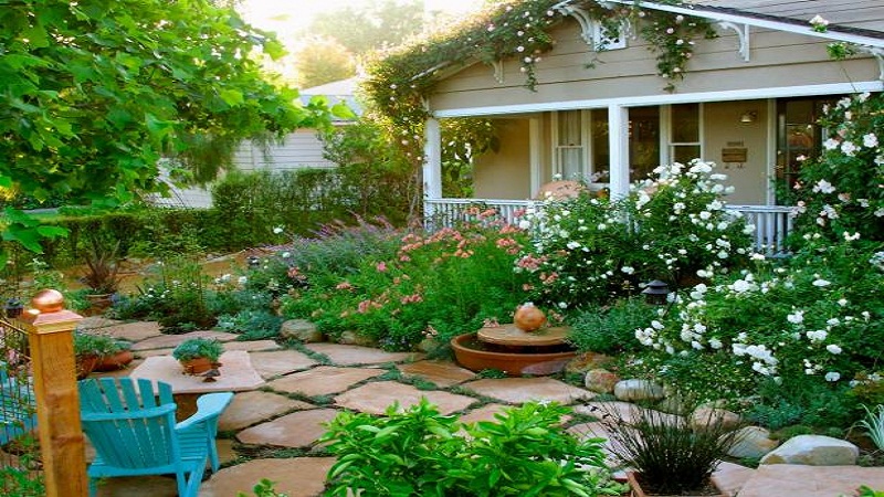 3 Landscaping & Gardening Tips to Improve the Value of Your Home