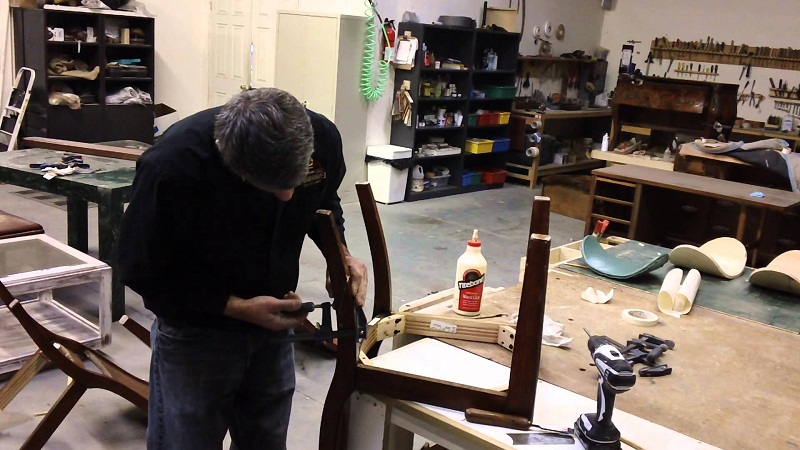 A Guide For Repairing And Replacing Old Furniture